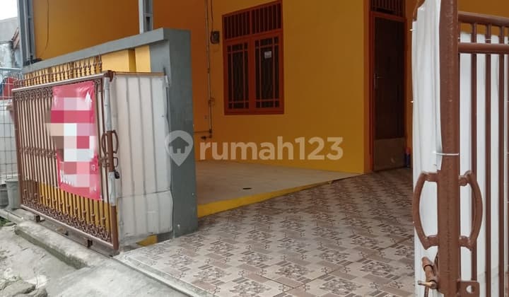 Di Jual Rumah Siap Huni Lokasi di Cipondoh Makmur