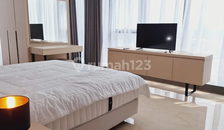Luxury Apartment in Pasar Minggu, For Rent L Avenue, 3Br, 162Sqm