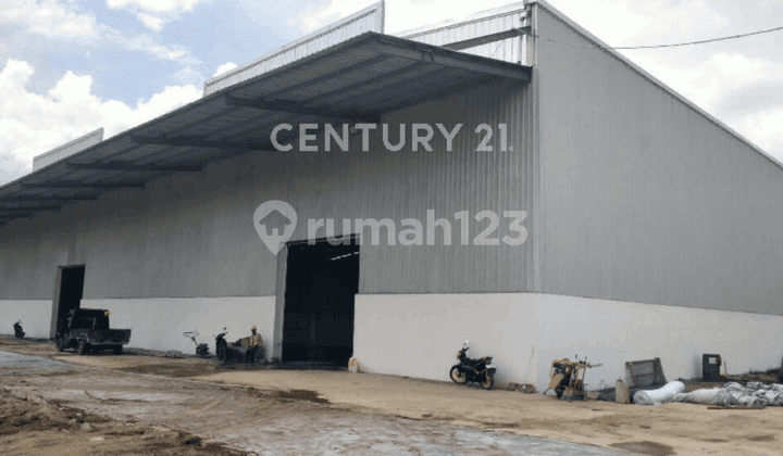 Warehouse for Rent in Tangerang, Near Airport and Access to PIK