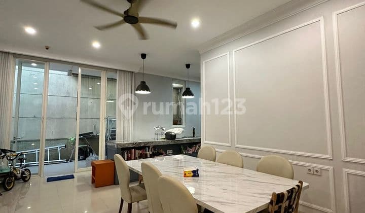 Rumah Minimalis Full Furnish Hadap Selatan