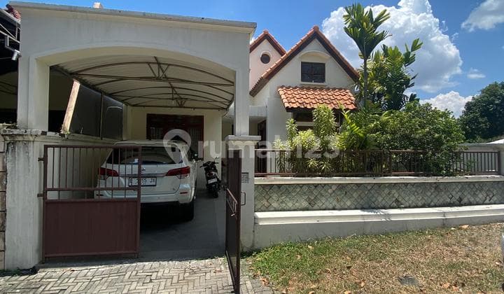 Rumah Luar Cluster Row Jalan 4 Mobil Lossss