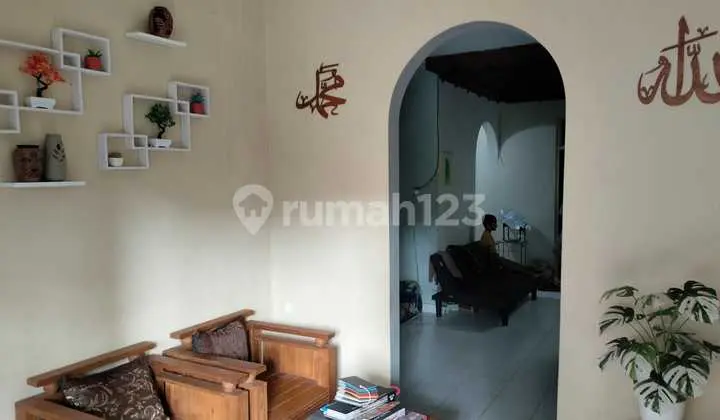 Simple Minimalist House for Sale in Taman Griya