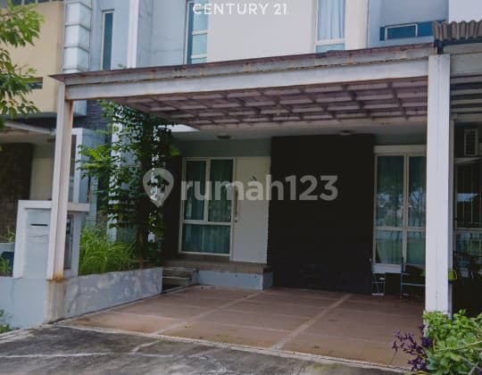 Modern Minimalist House in the Neo Vasana Harapan Indah Cluster, Bekasi