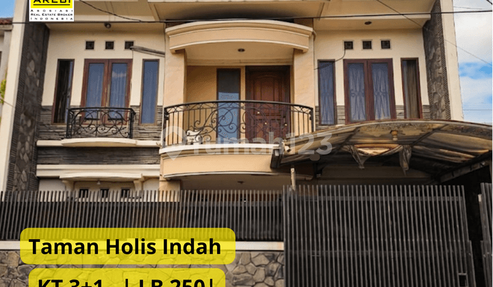 Modern Minimalist House Taman Holis Indah | Building Area 250 | Land Area 189