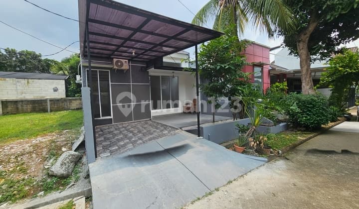 Graha Raya Flamboyan Cluster, Strategic Location