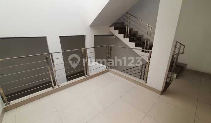 Ip1360 Rumah Kavling Polri Jelambar Lokasi Tenang