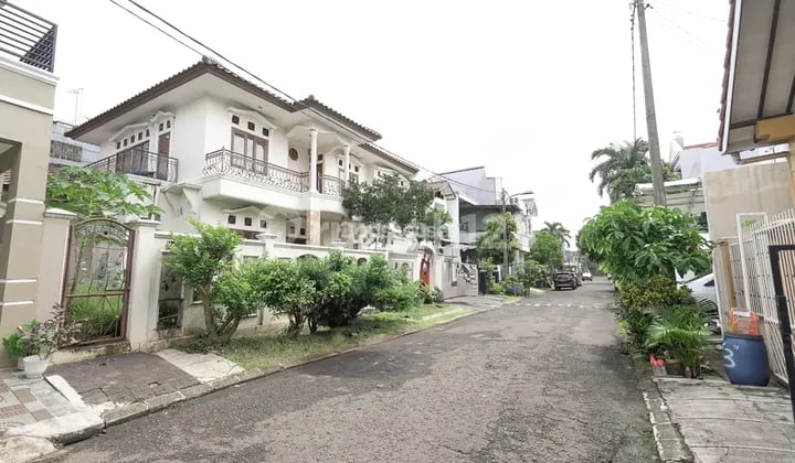 Jual Cepat Rumah Citra Gran Cibubur - 3,2 Turun 3,4 < 3,5 < 3,8 < 4,45M Nego