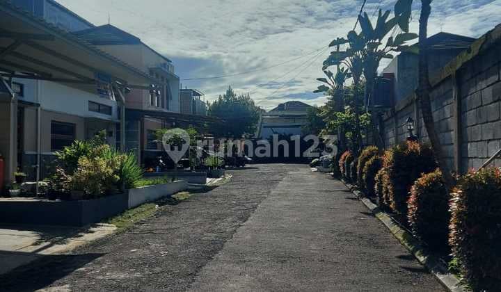Rumah Bagus SHM 2 Lantai Hadap Selatan di Ciwaruga
