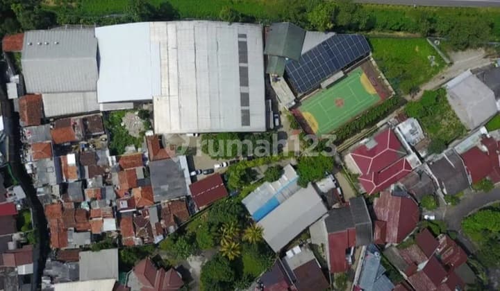 Gudang di Kopo 7200m Ada Kolam Renang dan Lapangan Tenis
