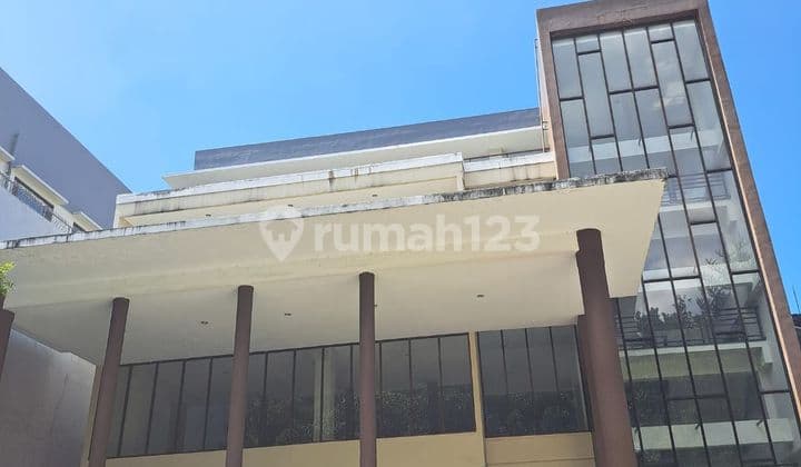 Disewakan Gedung Ruang Usaha Kantor Cafe Restoran di Setiabudi