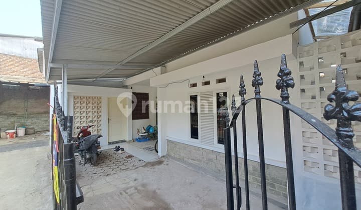 Rumah di Cisaranteun Arcamanik Siap Huni