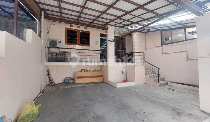 Rumah Favorit SHM Di Setra Duta Dekat Tol Pasteur