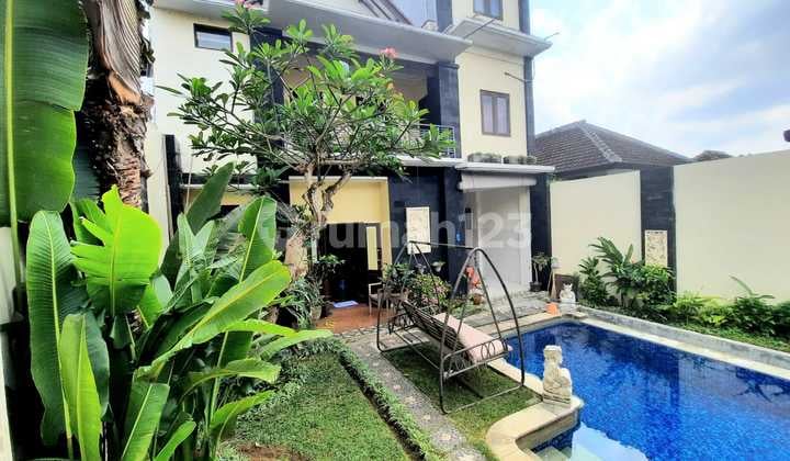 Rumah Tinggal 3 Lantai Dekat Mie Gacoan