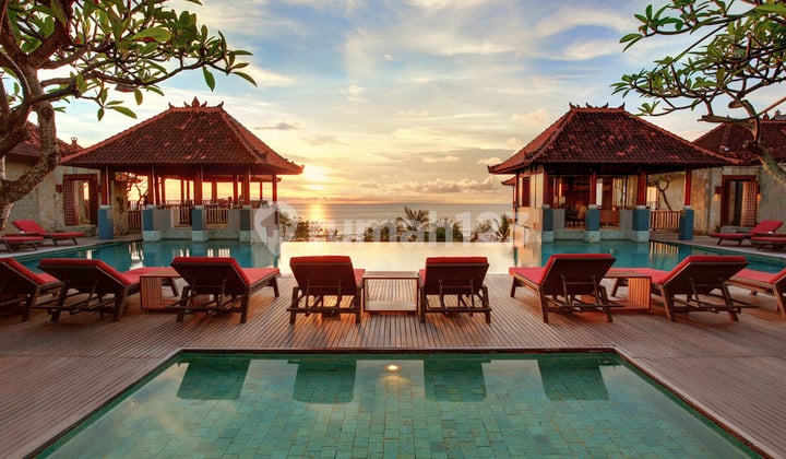 1 unit of condotel in Legian