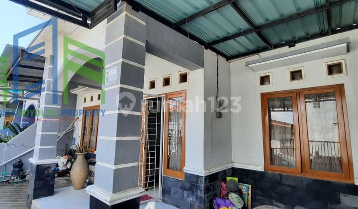 Rumah Cantik Minimalis Dekat Jalan Raya Teras Boyolali