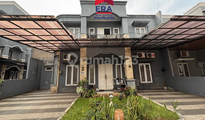 Nice Furnished House with SHM in Tanjung Barat, South Jakarta