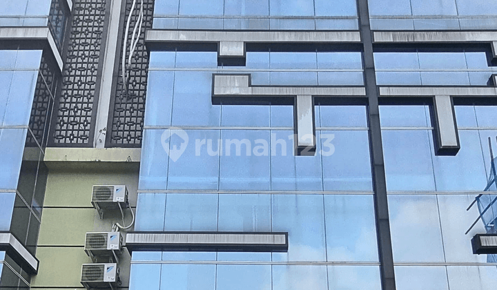 Available Multifunctional Office Space with rooftop facilities in South Jakarta