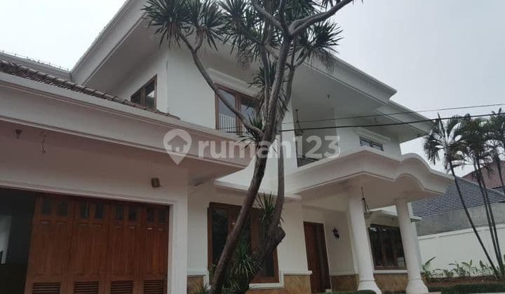 Kemang dalam, rumah layak huni, taman luas luas 1420