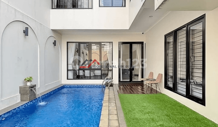 Rumah Desain Modern Tropis Full Furnish Di Lebak Bulus, Jakarta Selatan