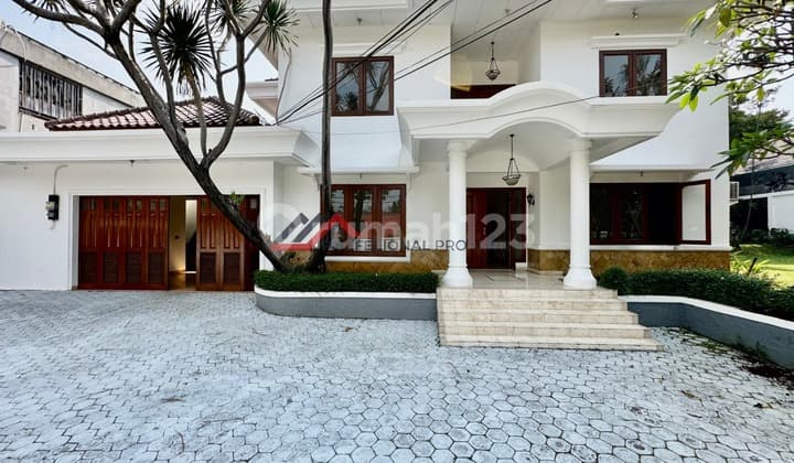 Rumah Siap Huni Area Bebas Banjir Di Kemang, Jakarta Selatan