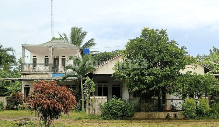 Jual Villa 3 Unit Ada Gudang dan Kolam Renang di Puncak Bogor Cariu