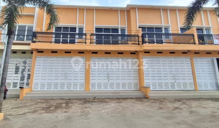 Ruko baru Siap pakai Area Parkir Luas di Jalan Jepara-Kudus Mayong