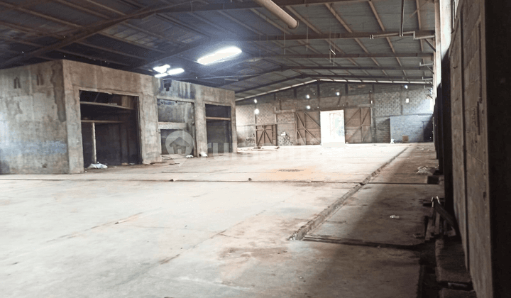 Dijual Cepat !! Gudang Ex Pabrik Hanya 5 Menit ke Tol Weleri di Gringsing Batang