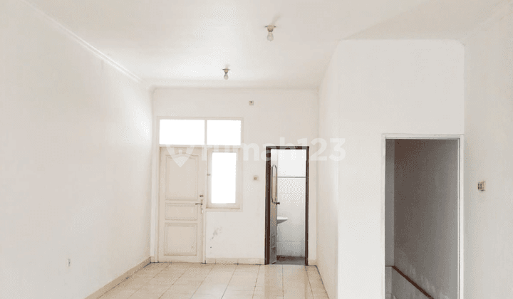 Dijual Ruko Siap Pakai Cocok untuk Kantor di Ngaliyan Square Semarang
