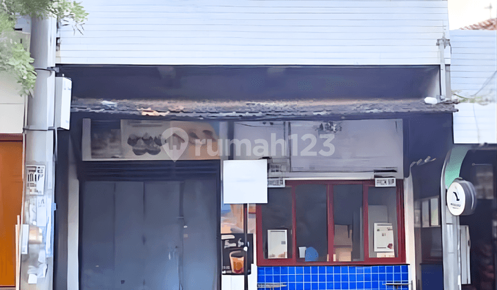 Strategic 2-Story Commercial Building in Kartini Rembang with AC Bonus