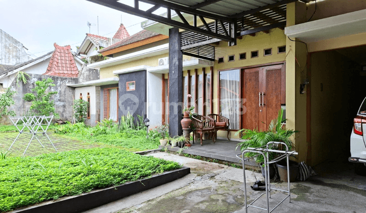 Sewa Rumah Halaman Depan Luas di Tegalrejo Argomulyo Salatiga