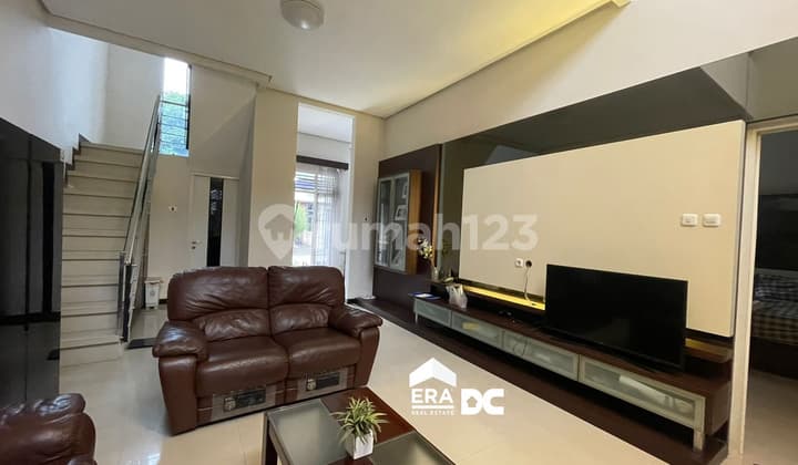 Rumah Mewah 2 Lantai 5 Menit Ke Undip Graha Estetika Banyumanik