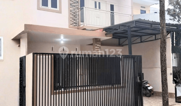 Jual Rumah Murah 2 Lantai Siap Huni di Bugen Paloman Genuk Semarang