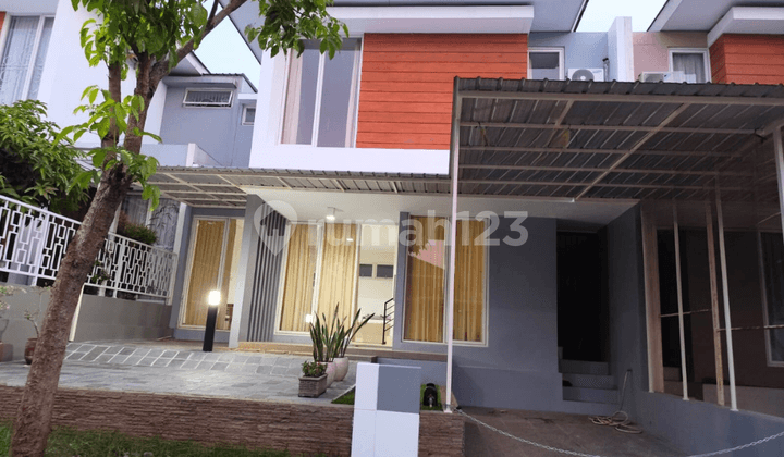 SEWA Rumah Cluster Ivy park BSB 2 Lantai Siap Pakai Ada AC