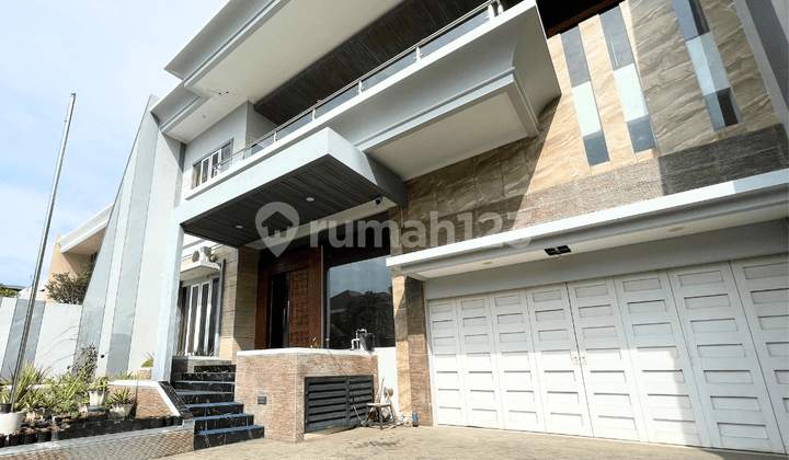 Jual Rumah Mewah Kawasan Elit Semarang Barat di Padma Boulevard