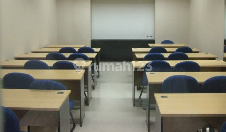 Jual Gedung Perkantoran 3 Lantai di Pusat Bisnis Tengah Kota Simpang Lima Semarang