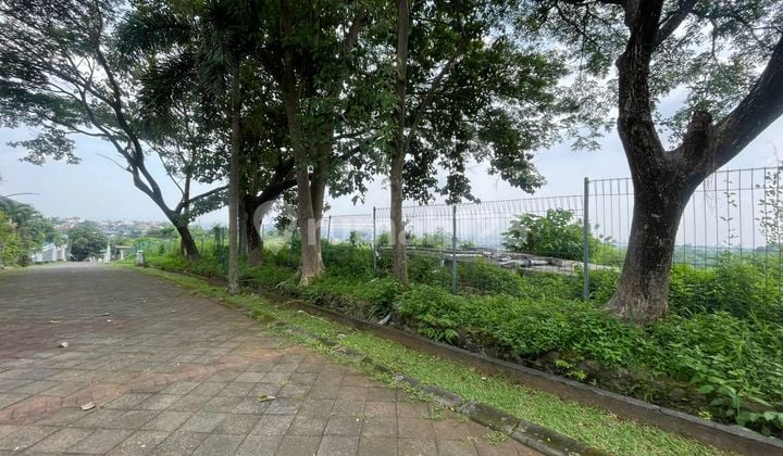 Kavling 300 m2 Kawasan Elite Semarang Atas Ada View di Candi Golf