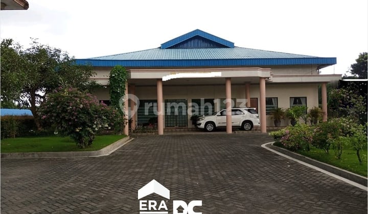 Parbrik Luas Ada Kantor Bersih Siap Pakai Padamara Purbalingga