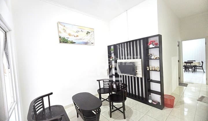 Sewa Rumah Dilengkapi AC Tiap Kamar Siap Huni di Graha Padma Semarang