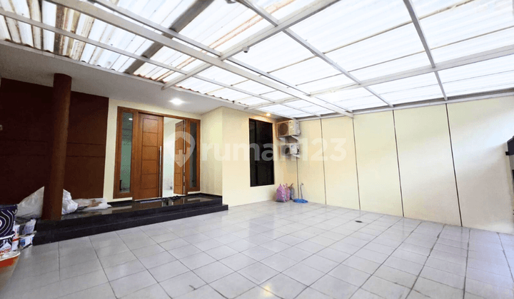 Dijual Rumah Siap Huni Bonus 6 AC di Puri Anjasmoro Semarang Barat