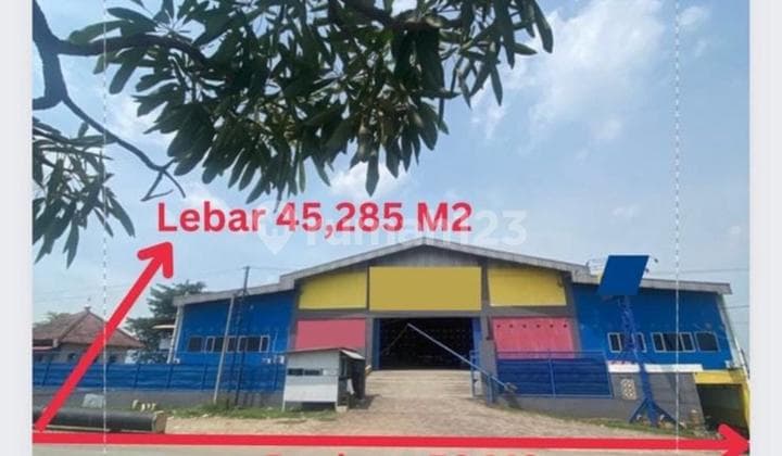 Dijual Bengkel Strategis di Karawang Barat