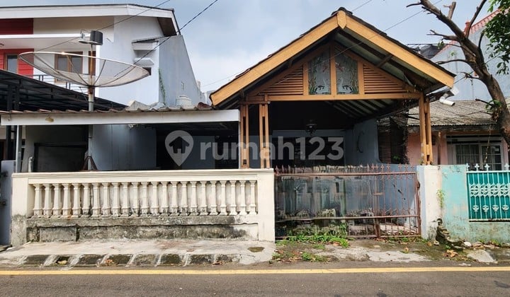 Dijual Rumah Bebas Banjir di Margahayu Bekasi Timur