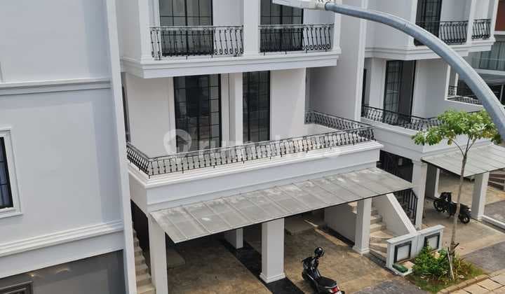 Disewakan Rumah Cluster Concerto Beach di Golf Island, Jakarta Utara