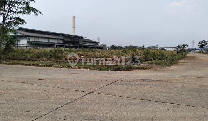 Tanah Industrial Milenium Eastate di jual .akses 40 feet. Jlan cor beton .hotmix .kemanan 24 jam