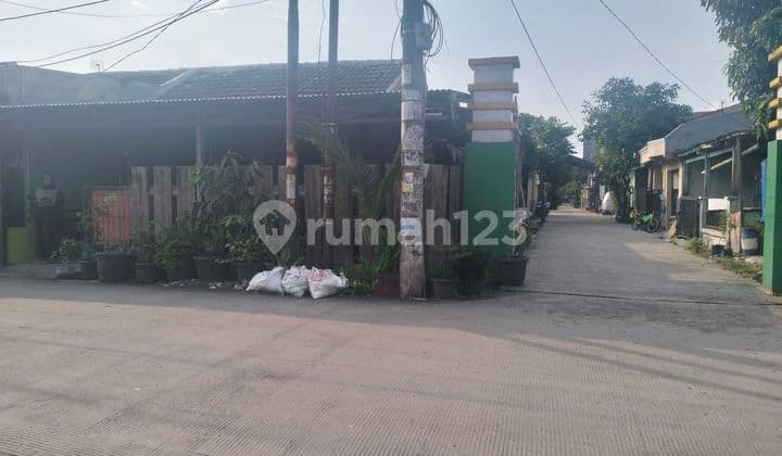 Rumah Hook Di Jual Murah di .jlan Utama perumahan GMC.Panongan