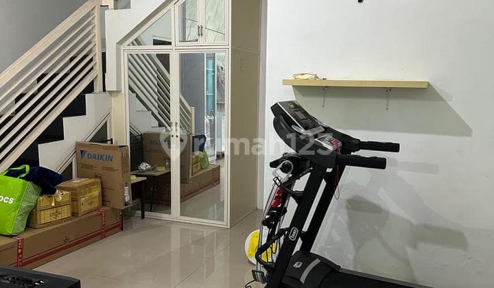 Rumah Kebonsari, Siap Huni Full Furnish