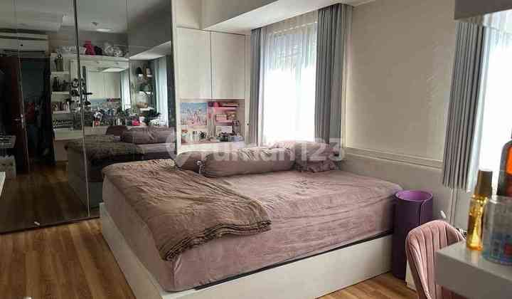 Apartemen Waterplace Tower B, Full Furnished View Pool
