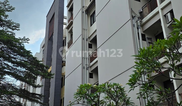 Kondominium Lantai 5 Dekat Mall, Furnish di Jababeka