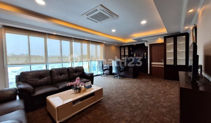 Gedung 4 Lantai Bagus Furnish Dekat Kemayoran,Jakarta Pusat