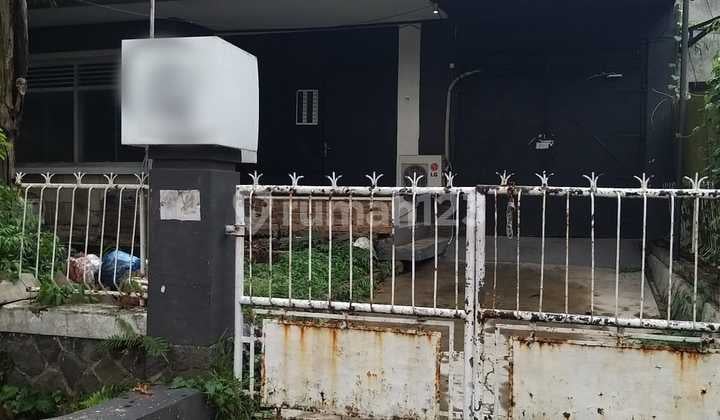 Rumah di Jalan Baladewa Pajajaran Bandung Rumah di Jalan Baladewa Pajajaran Bandung