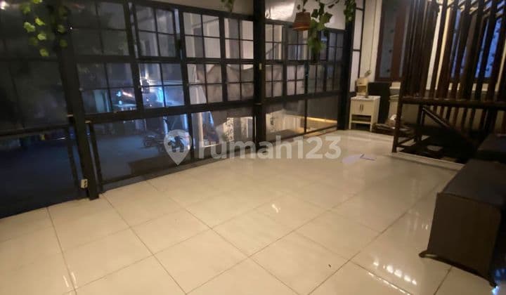 Ruko 4 Lantai di Pesanggrahan